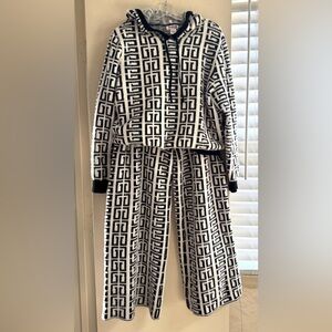 Black and White Patterned Hooded Jacket and Pants Set